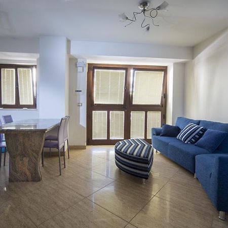 B&B Casa Cavour Сан-Бенедетто-дель-Тронто Екстер'єр фото