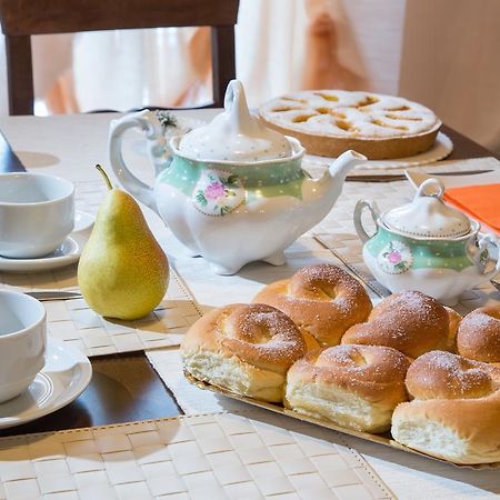 B&B Casa Cavour Сан-Бенедетто-дель-Тронто Екстер'єр фото